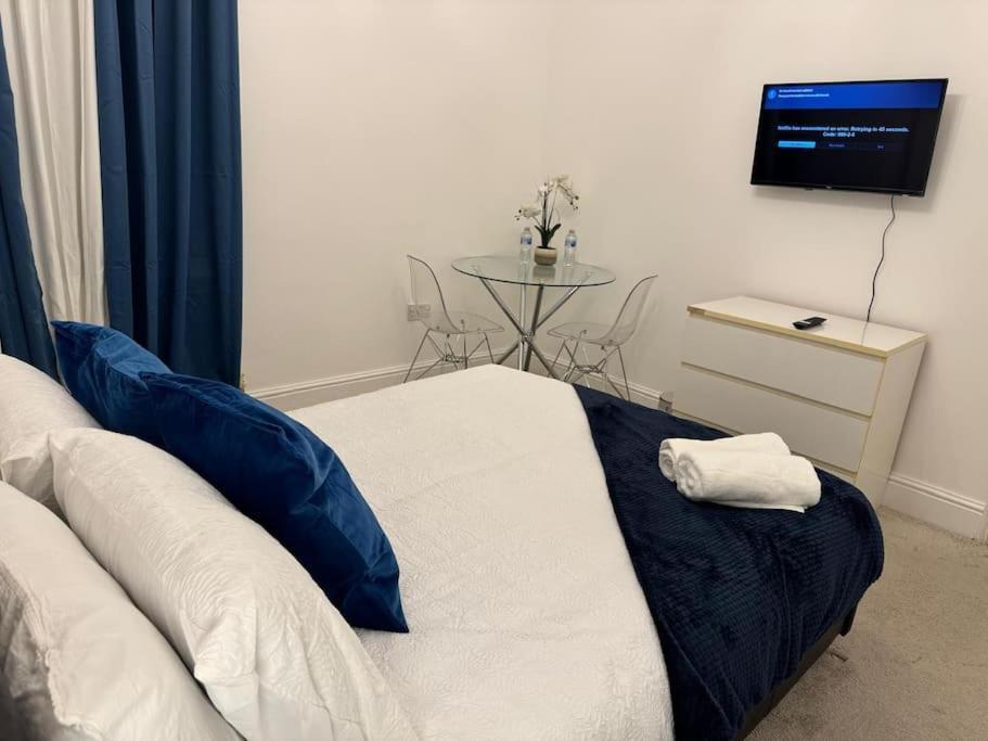 Appartamento Riverside Haven 2 Londra